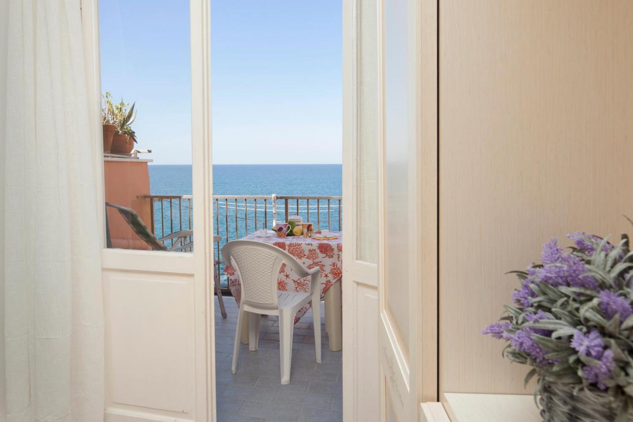 La Marina Apartment Riomaggiore Exterior photo